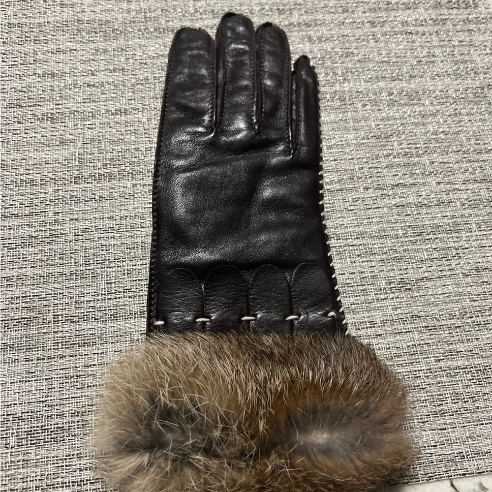 Luxurious chocolate brown Leather Gloves with a real fur,  size 7